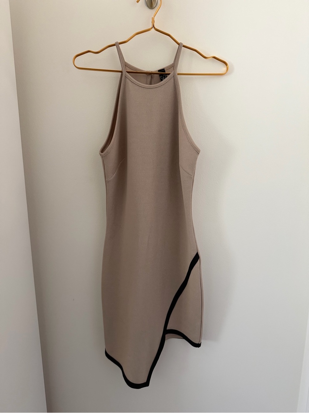 Windsor Taupe Midi Dress with Asymmetrical Black Trim Large